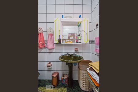 Casa à venda com 250m², 4 quartos e 4 vagas Casa à venda com 250m², 4 quartos e 4 vagasBanheiro da Suíte