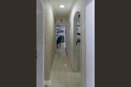Casa de condomínio à venda com 650m², 6 quartos e 4 vagasCorredor