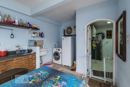 Casa de condomínio à venda com 650m², 6 quartos e 4 vagasÁrea de Serviço