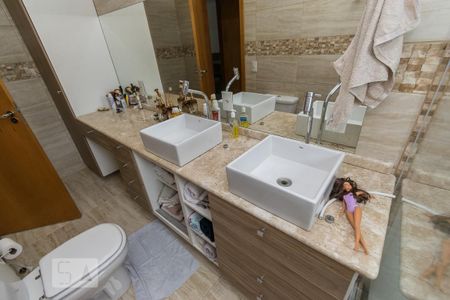 Casa de condomínio à venda com 650m², 6 quartos e 4 vagasBanheiro da Suíte 3