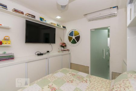 Casa de condomínio à venda com 650m², 6 quartos e 4 vagasSuíte 1