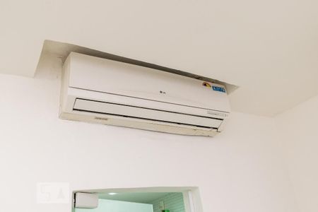 Casa de condomínio à venda com 650m², 6 quartos e 4 vagasSuíte 1 - Ar split