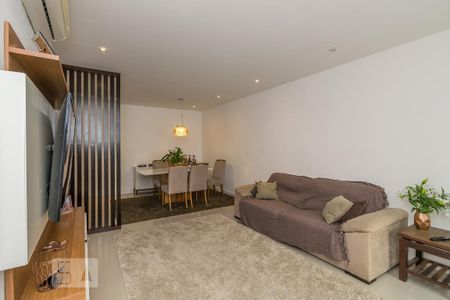 Casa de condomínio à venda com 650m², 6 quartos e 4 vagasSala (2º andar)