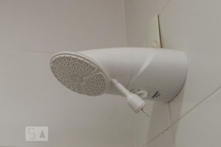 Casa de condomínio à venda com 650m², 6 quartos e 4 vagasBanheiro da Suíte 2 - Chuveiro elétrico