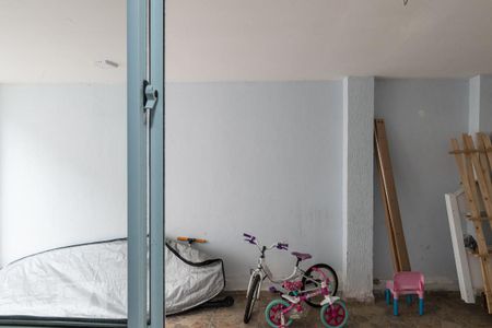 Casa de condomínio à venda com 650m², 6 quartos e 4 vagasVista do Quarto 2