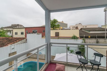 Casa de condomínio à venda com 650m², 6 quartos e 4 vagasVaranda da Suíte 3 (2º andar)
