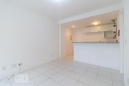 Apartamento para alugar com 42m², 1 quarto e 1 vagaSala/Cozinha