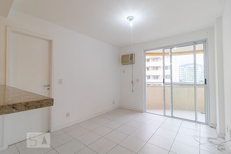 Apartamento para alugar com 42m², 1 quarto e 1 vagaSala
