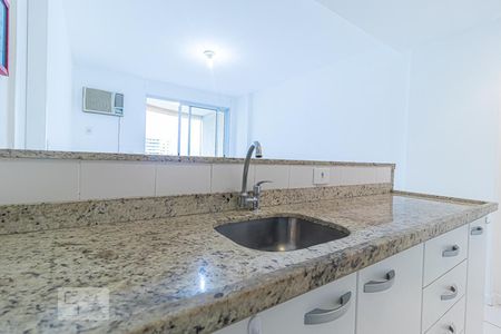 Apartamento para alugar com 42m², 1 quarto e 1 vagaCozinha - Torneira