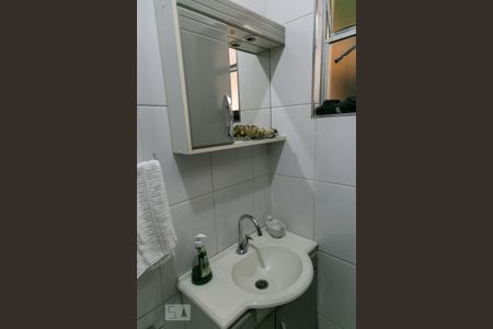 Casa à venda com 200m², 3 quartos e 3 vagasBanheiro de Serviço