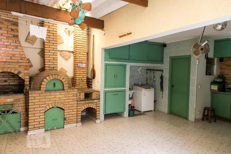 Casa à venda com 200m², 3 quartos e 3 vagasÁrea de Serviço