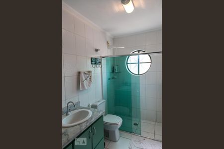 Casa à venda com 200m², 3 quartos e 3 vagasBanheiro da Suíte