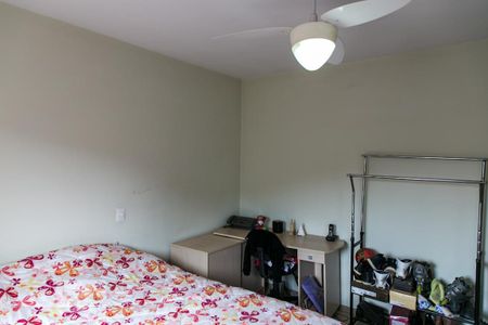 Casa à venda com 200m², 3 quartos e 3 vagasQuarto 2