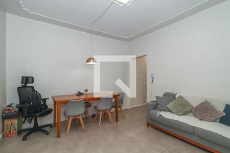 Sala de apartamento à venda com 2 quartos, 61m² em São João, Porto Alegre