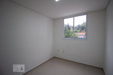 Quarto 2 de apartamento para alugar com 2 quartos, 47m² em Taquara, Rio de Janeiro