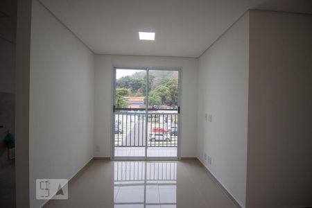 Sala de apartamento para alugar com 2 quartos, 47m² em Taquara, Rio de Janeiro