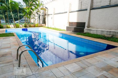 Apartamento para alugar com 58m², 3 quartos e 1 vaga Apartamento para alugar com 58m², 3 quartos e 1 vagaÁrea Comum - Piscina