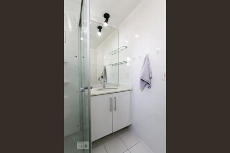 Apartamento para alugar com 58m², 3 quartos e 1 vaga Apartamento para alugar com 58m², 3 quartos e 1 vagaBanheiro