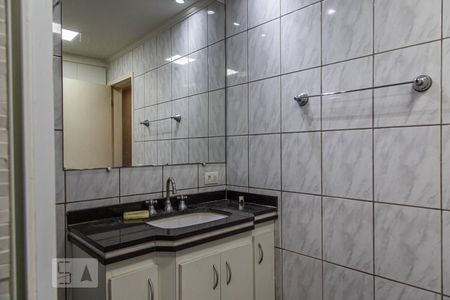 Apartamento à venda com 142m², 4 quartos e 4 vagasBanheiro