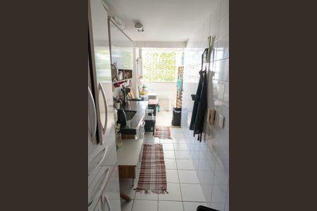 Apartamento à venda com 80m², 2 quartos e 1 vagaCozinha 