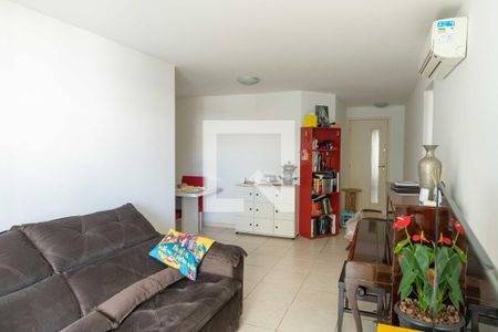 Sala  de apartamento à venda com 2 quartos, 80m² em Vital Brasil, Niterói