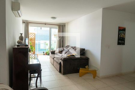 Sala  de apartamento à venda com 2 quartos, 80m² em Vital Brasil, Niterói