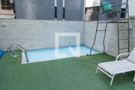 Apartamento à venda com 80m², 2 quartos e 1 vagaÁrea comum - Piscina