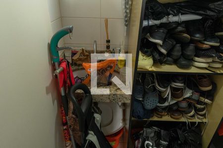 Apartamento à venda com 80m², 2 quartos e 1 vagaBanheiro de Serviço