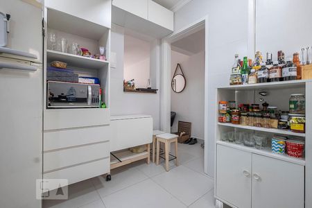 Apartamento à venda com 58m², 1 quarto e 1 vagaCozinha