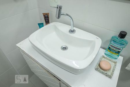 Banheiro de apartamento à venda com 1 quarto, 58m² em Cerqueira César, São Paulo