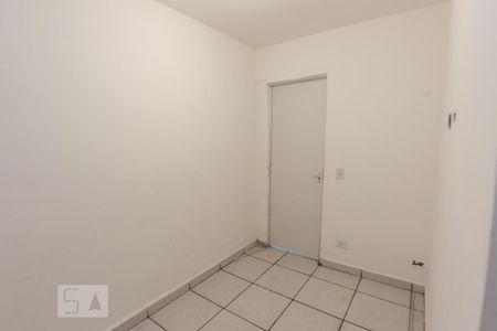 Apartamento para alugar com 38m², 2 quartos e sem vagaquarto 2