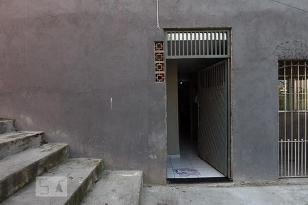 Apartamento para alugar com 38m², 2 quartos e sem vagaEntrada viela