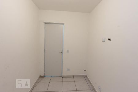 Apartamento para alugar com 38m², 2 quartos e sem vagaquarto 2