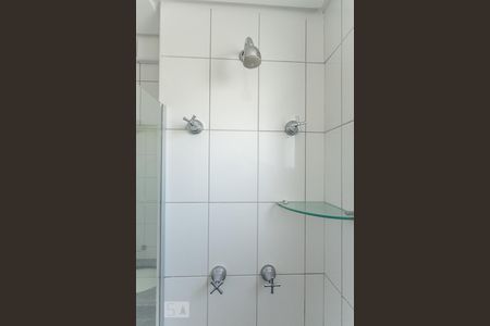 Apartamento à venda com 76m², 3 quartos e 2 vagasChuveiro Suíte