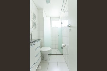 Apartamento à venda com 76m², 3 quartos e 2 vagasBanheiro Social