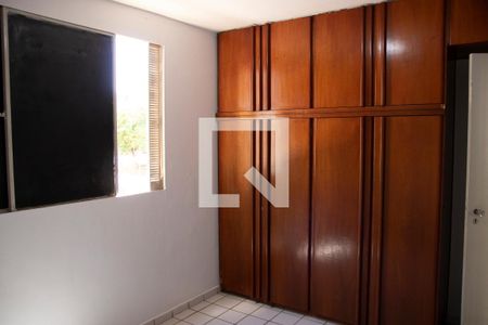 Quarto 1 de apartamento para alugar com 2 quartos, 55m² em Parque Acalanto, Goiânia