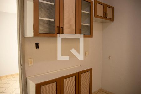 Apartamento para alugar com 55m², 2 quartos e 1 vagaCozinha e Área de Serviço