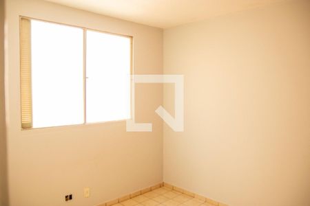 Quarto 2 de apartamento para alugar com 2 quartos, 55m² em Parque Acalanto, Goiânia