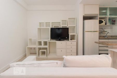 Sala de kitnet/studio para alugar com 1 quarto, 40m² em Pinheiros, São Paulo