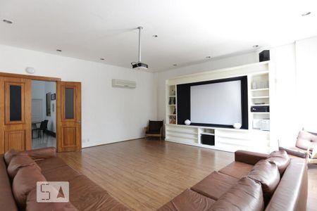 Studio para alugar com 40m², 1 quarto e 1 vagaCinema
