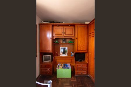 Casa à venda com 150m², 4 quartos e 2 vagasDetalhe