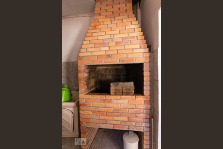 Casa à venda com 150m², 4 quartos e 2 vagasChurrasqueira