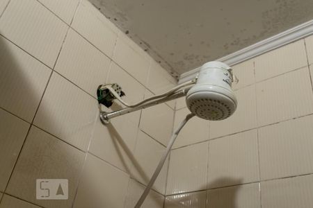 Casa à venda com 150m², 4 quartos e 2 vagasDetalhe