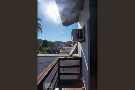 Casa à venda com 150m², 4 quartos e 2 vagasSacada