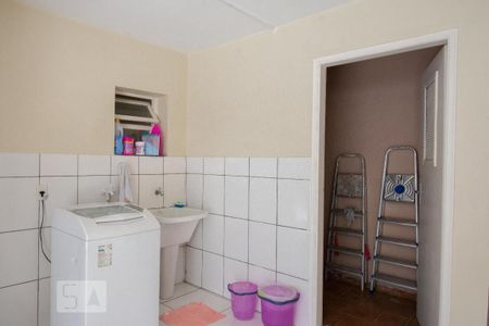 Casa à venda com 206m², 3 quartos e 3 vagasÁrea de Serviço