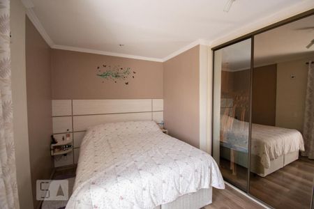 Casa à venda com 206m², 3 quartos e 3 vagassuíte