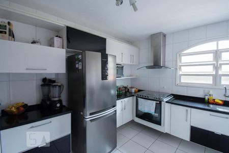 Casa à venda com 206m², 3 quartos e 3 vagasCozinha