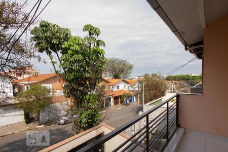 Casa à venda com 206m², 3 quartos e 3 vagasVista