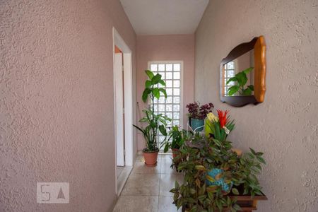 Casa à venda com 206m², 3 quartos e 3 vagasEntrada