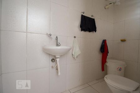 Casa à venda com 206m², 3 quartos e 3 vagasBanheiro de Serviço